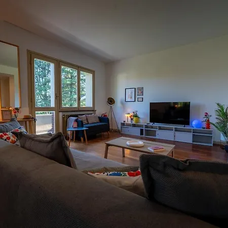 Jolanda Maggiore Holiday home Angera
