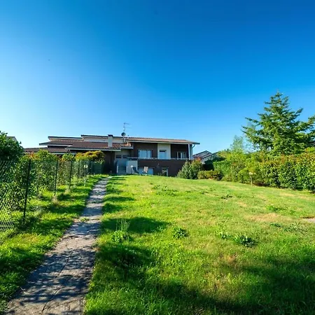 Jolanda Maggiore Holiday home Angera