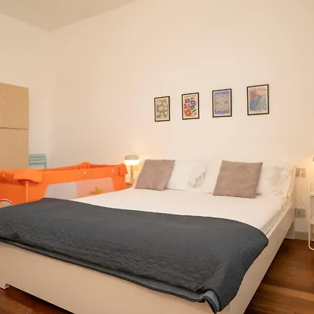 Jolanda Maggiore Holiday home Angera